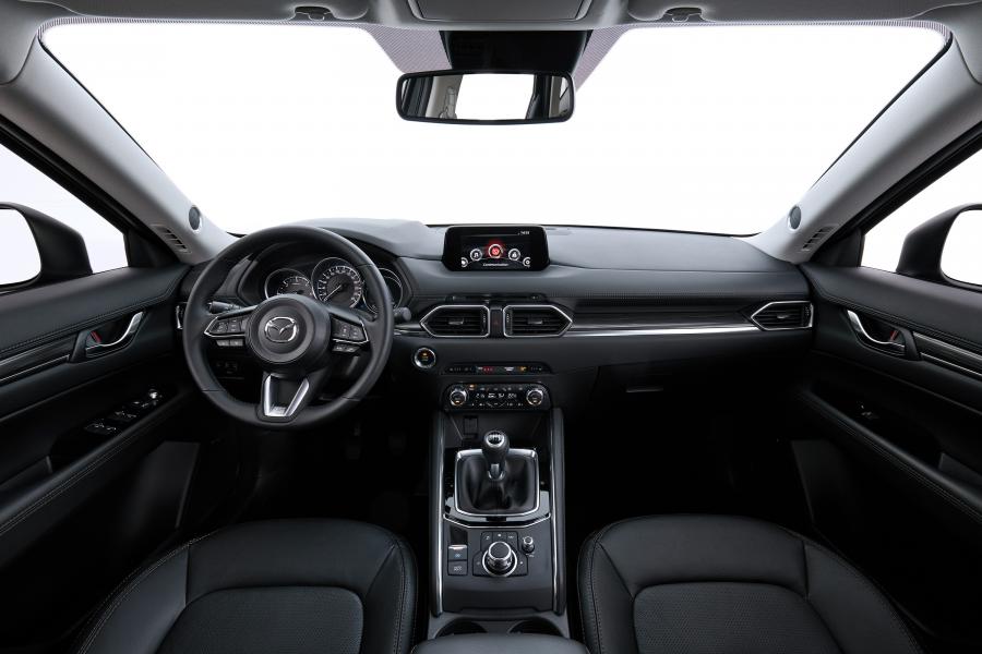 Торпедо Mazda CX-5 2017 года  (WW) (фото 16 из 57)